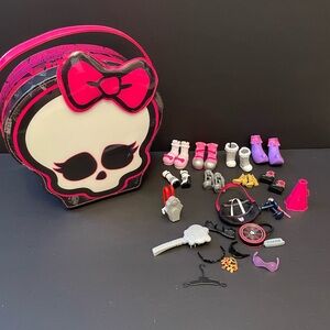 Monster High lot of shoes, accessories and makeup case